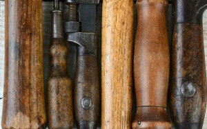 MT Website_Antique Tools Wallpaper_300x188px